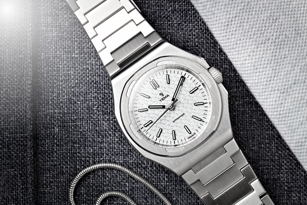 Yema Urban Traveller 39mm Weiss *Neu*