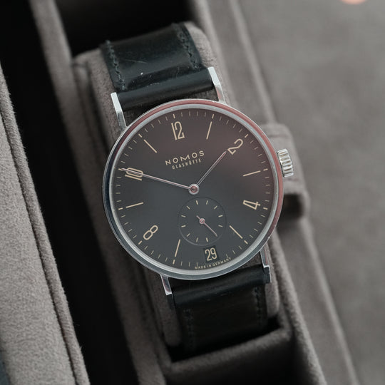 NOMOS Tangomat Ruthenium Datum 38mm
