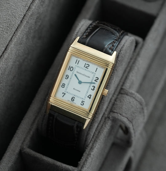 Jaeger-LeCoultre Reverso Classique Medium Classic 18k Gold ref:250.1.09