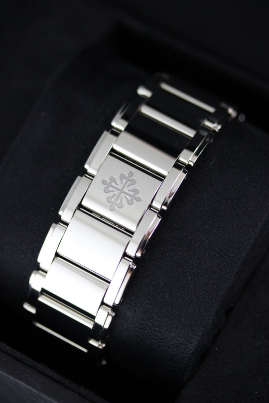 Patek Philippe Twenty~4 Diamond (mit Papieren)
