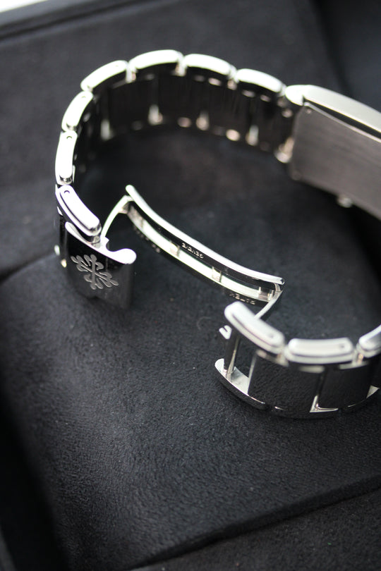 Patek Philippe Twenty~4 Diamond (mit Papieren)