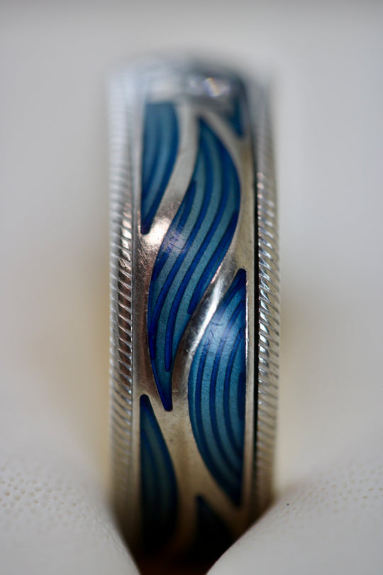 Wellendorff Shimmerring Waves aus 750 Weißgold