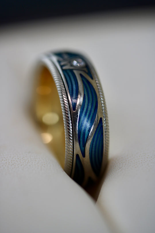 Wellendorff Shimmerring Waves aus 750 Weißgold