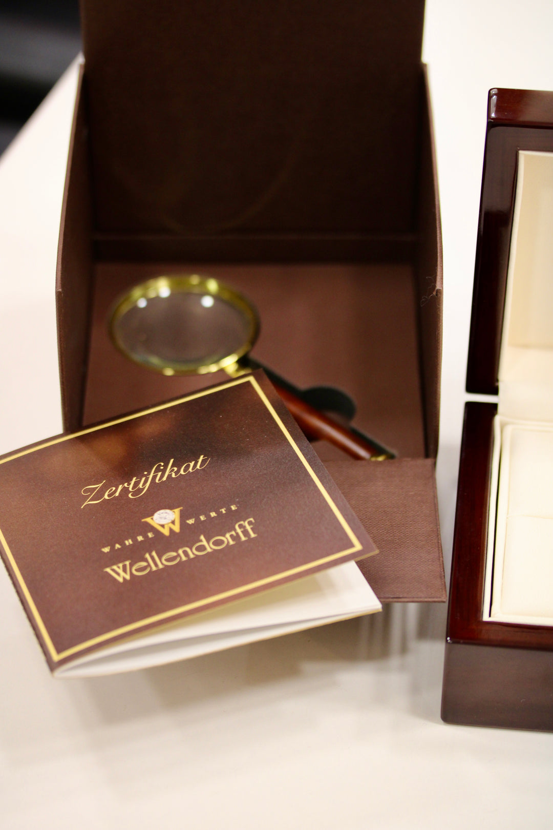 Wellendorff Shimmerring Waves aus 750 Weißgold