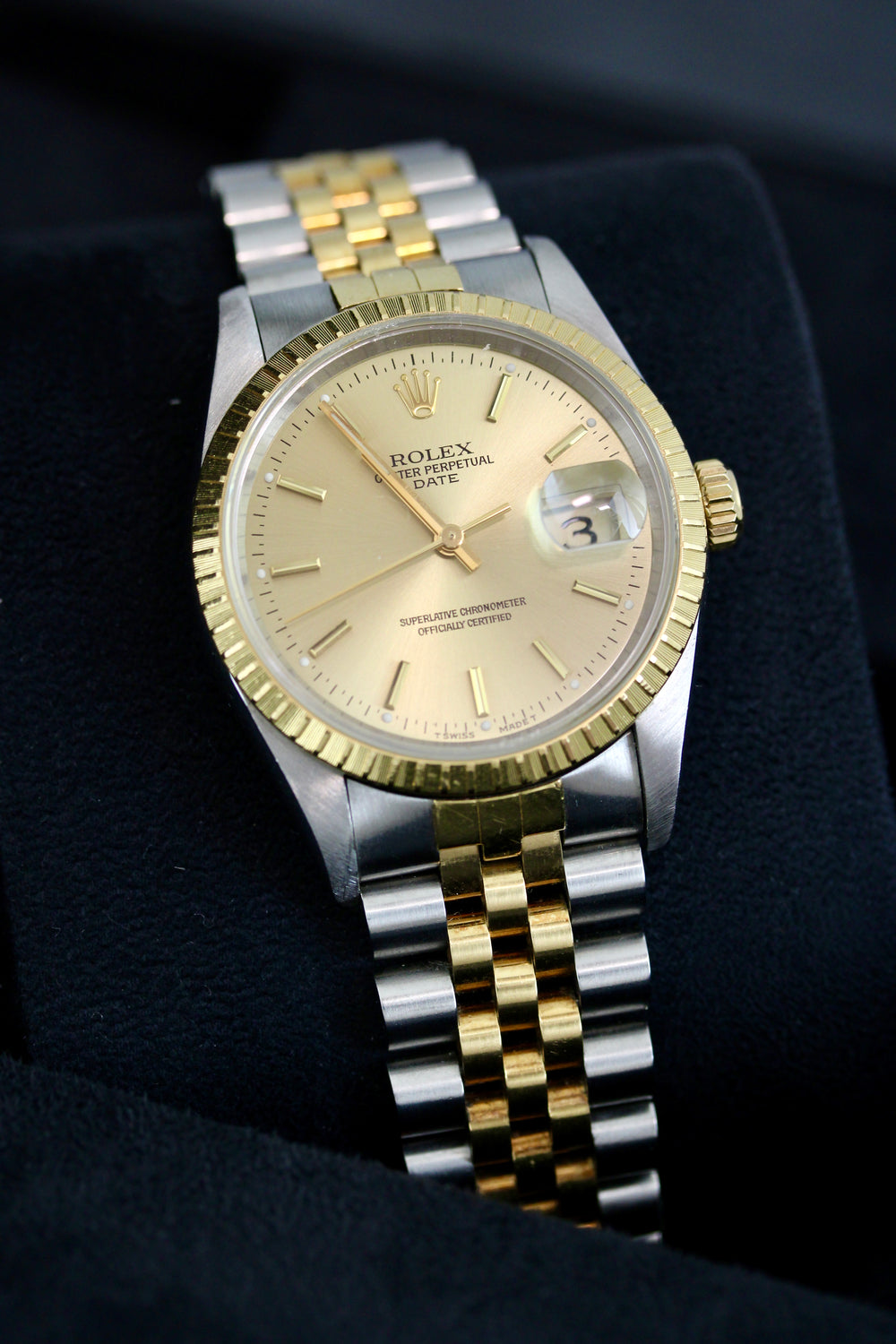 Rolex Oyster Perpetual Date 34 mm Champagne Dial (Full Set)