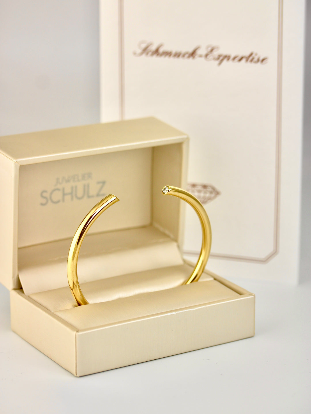 Offener Brillant-Armreif aus 750 Gelbgold