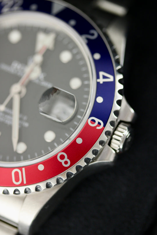 Rolex GMT-Master II Pepsi 16710BLRO M-Serie Kaliber 3186 Stick Dial LC100 (Full Set + Jubilee 62510H) | Absolut Sammlerset