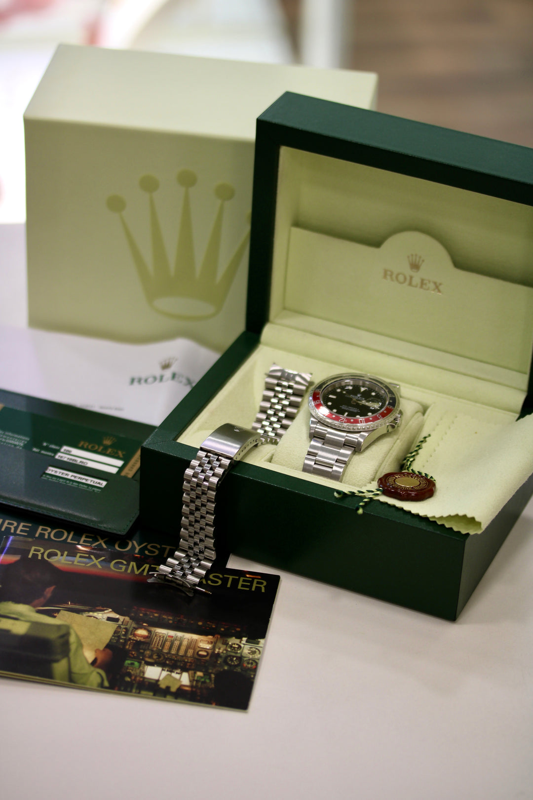 Rolex GMT-Master II Pepsi 16710BLRO M-Serie Kaliber 3186 Stick Dial LC100 (Full Set + Jubilee 62510H) | Absolut Sammlerset