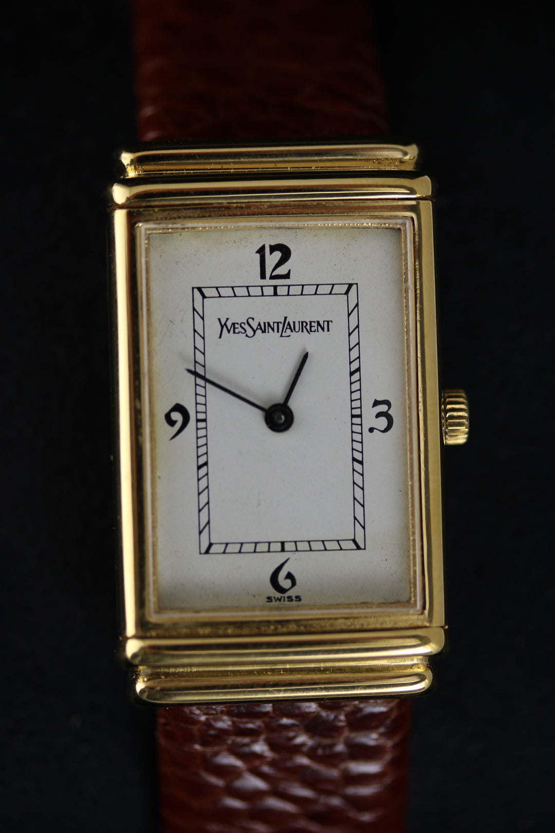 Yves Saint Laurent Tank by Cartier 21 × 35 mm 1987 (Neu vergoldet + Straußenfußleder)