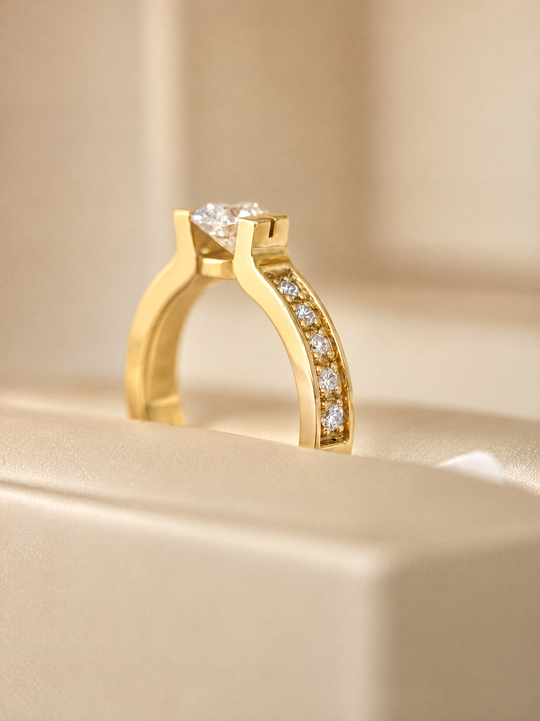 Brillant-Ring aus 750 Gelbgold mit 0,70 ct Diamantbesatz