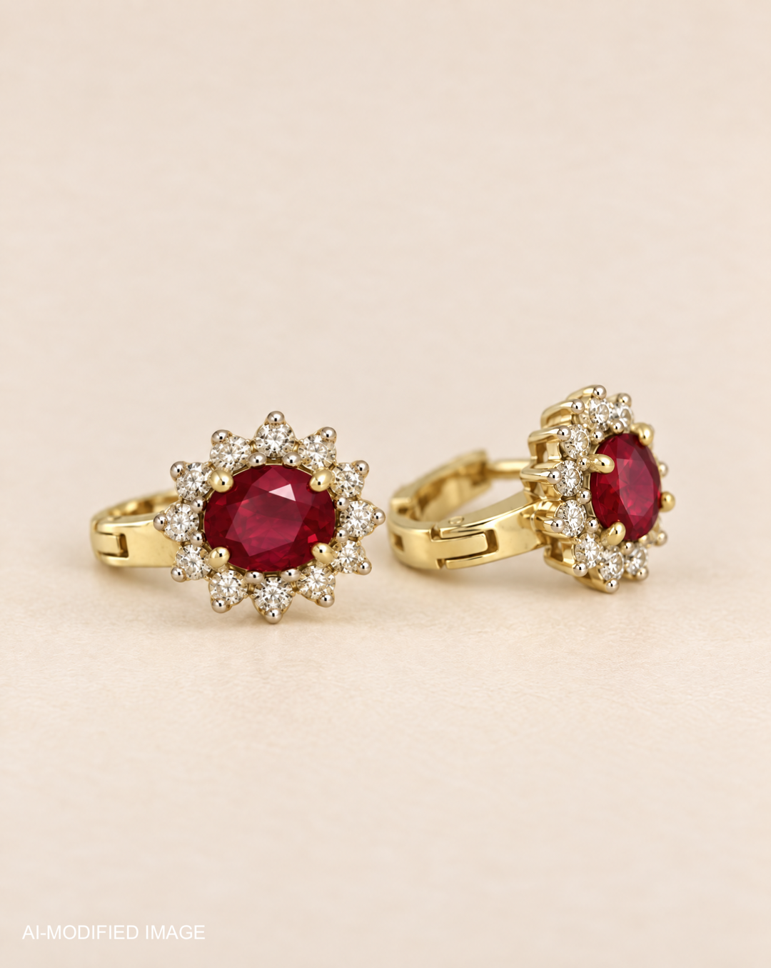 Rubin-Ohrstecker mit Brillanten aus 750 Gelbgold